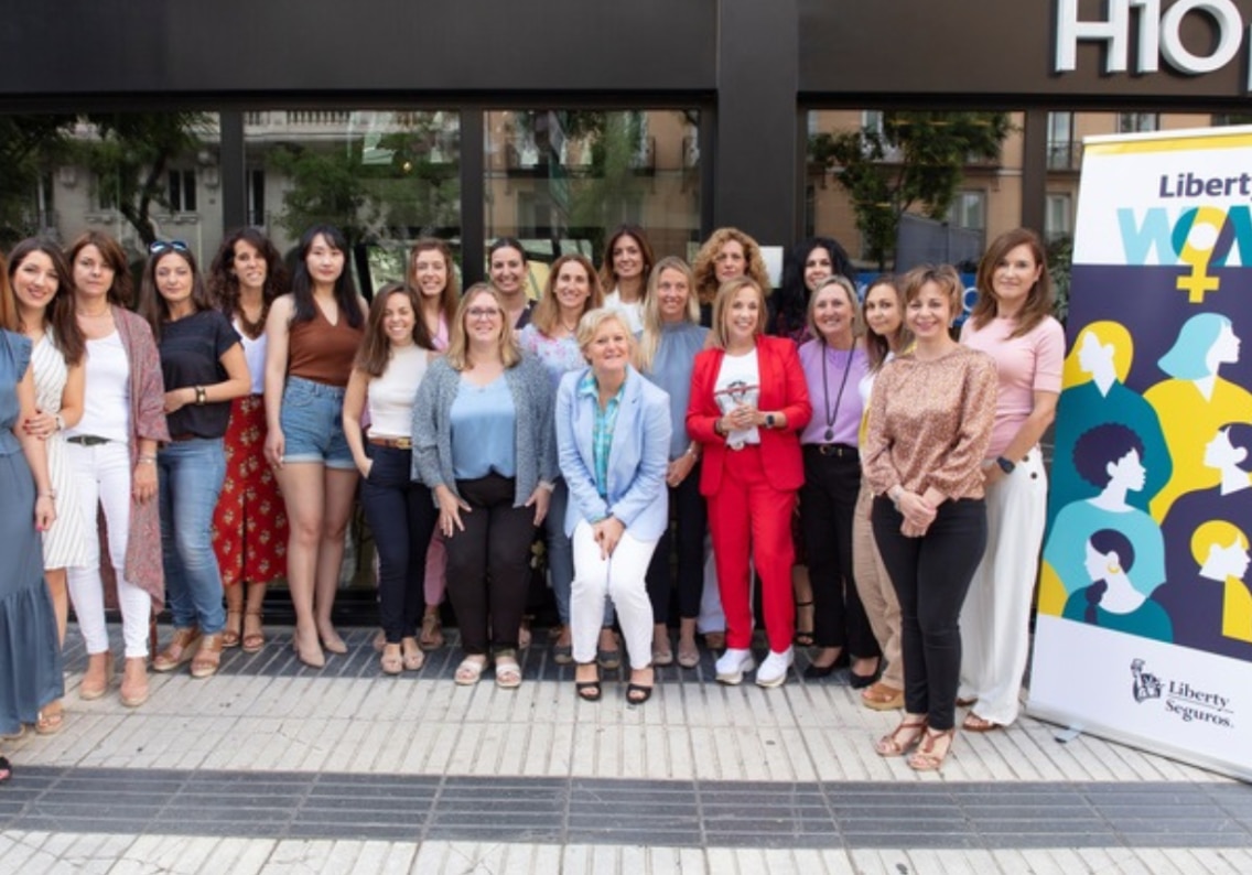 Medidadoras y equipo participante de Liberty for Women 2022